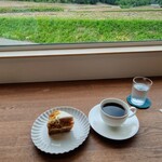 髙柳珈琲店 - キャロットケーキ＆ケニア