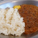 しあわせ中華そば食堂 にこり - 飯田のカレー ハーフ(680円)
                                。