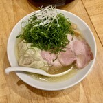 中華そば ココカラサキゑ - 塩丸鶏 ワンタン&九条ネギ 1300円