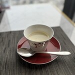 広東料理 センス - 杏仁豆腐、オナパンでしたがしっかり美味い。