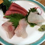 うま安 - 造り盛合せ5種