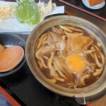 ふる里 - 料理写真:天味噌煮込みうどん（玉子付き／海老天、大葉天）