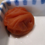 洋食katsui - 大きな梅干し