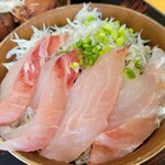 ヤマタくん - 鯛&しらす丼