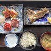 三崎「魚市場食堂」