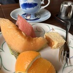 古民家カフェ 繁陽亭 - デザートはちょっと想像してたのと違うf^_^;