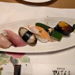 せんざん - 寿司の盛合せ