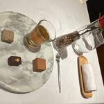 スリオラ - 自家製チョコレートと食後のお飲物