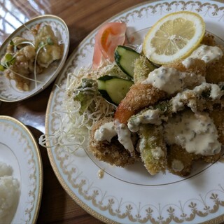 オーク・ヴィレッジ_0