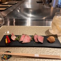 神戸 鉄板ステーキ いわさき - ローストビーフ2種食べ比べ