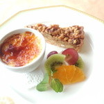 和洋ダイニング 風車 - コースデザート　クレームブリュレとクルミのタルト