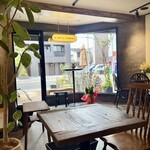 CAFE COMMA - 