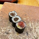 すし家 祥太 - 巻物（干瓢、鉄火）