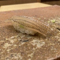 すし家 祥太 - 鱚の昆布〆
