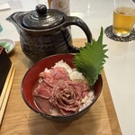 肉や食堂inへんざ - 