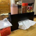 沖縄そば まるかみ - 卓上調味料