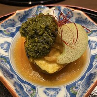 土佐料理 祢保希 日本橋店 - 左の黒いのは青海苔の天ぷらでコレも美味しかった