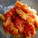 番茄燉煮日本產牛牛肚 (Trippa Guiarra) 和芝士燉煮
