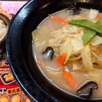 五味八珍 - 料理写真:野菜タンメン、ライス（小）