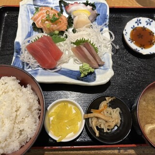 秋葉原 炉ばた 石くら_0