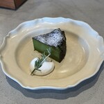 need - 八女抹茶のバスクチーズケーキ