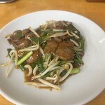 中国料理 とんみん - レバニラ炒め（700円）