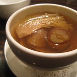 わさ - ハマグリと焼き下仁田ネギの蒸しスープ