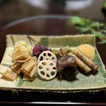 よし町 - 私が別注で白米頼む面倒くさい女だから、おかずのお供くれたw嬉しいwww