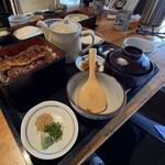 とうふとあなご料理 とうふや - 穴子重