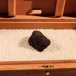 クッチーナ - これからお料理に使われるトリュフ (,,•﹃ •,,)ｵｲｼｿｳ♡