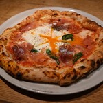 ピッツァ ケベロス 明治神宮前店 - ビスマルク