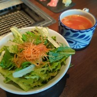 天空焼肉 星遊山 - 野菜とスープ