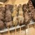 やきとん大王 - 料理写真:左:上タン2本、中央:鶏もも2本、右:ナンコツ2本