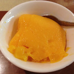 龍口酒家 - マンゴープリン (2014.8)