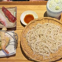 Japanese Restaurant KINZA - 天せいろ蕎麦と寿司
