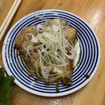 角ウチ 三益の隣 - 