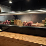 鳥重 - 店内風景　ネタケース