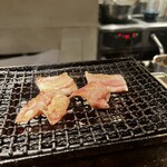 ホルモン焼 婁熊東京 - 