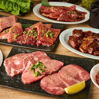 【盛り合わせ】赤身にタン、厳選肉にホルモン