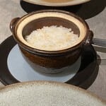 ON the TABLE CHINESE - 