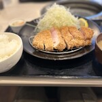 お肉屋さんが『君に、焼いて揚げる。』 - 