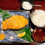 とんかつ 串揚げ 優膳 - 