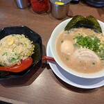 ばってんラーメン - 料理写真: