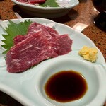 民宿 涌蓋 - 本場、熊本より美味いじゃね？って思うぐらいの馬刺し♪