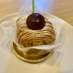 ブールミッシュ - 料理写真:モンブラン（開封時）