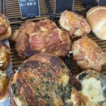 パン工房マウンテン - カリカリ系もおすすめ！