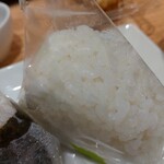おむすび源ちゃん - 塩むすび 154円