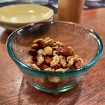 CRAFT HOUSE KYOTO - 黒七味ローストナッツ \600