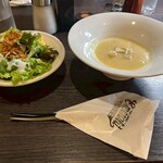 PUB LOUNGE EMERALD - 