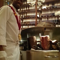 ロウリーズ・ザ・プライムリブ 大阪 - 